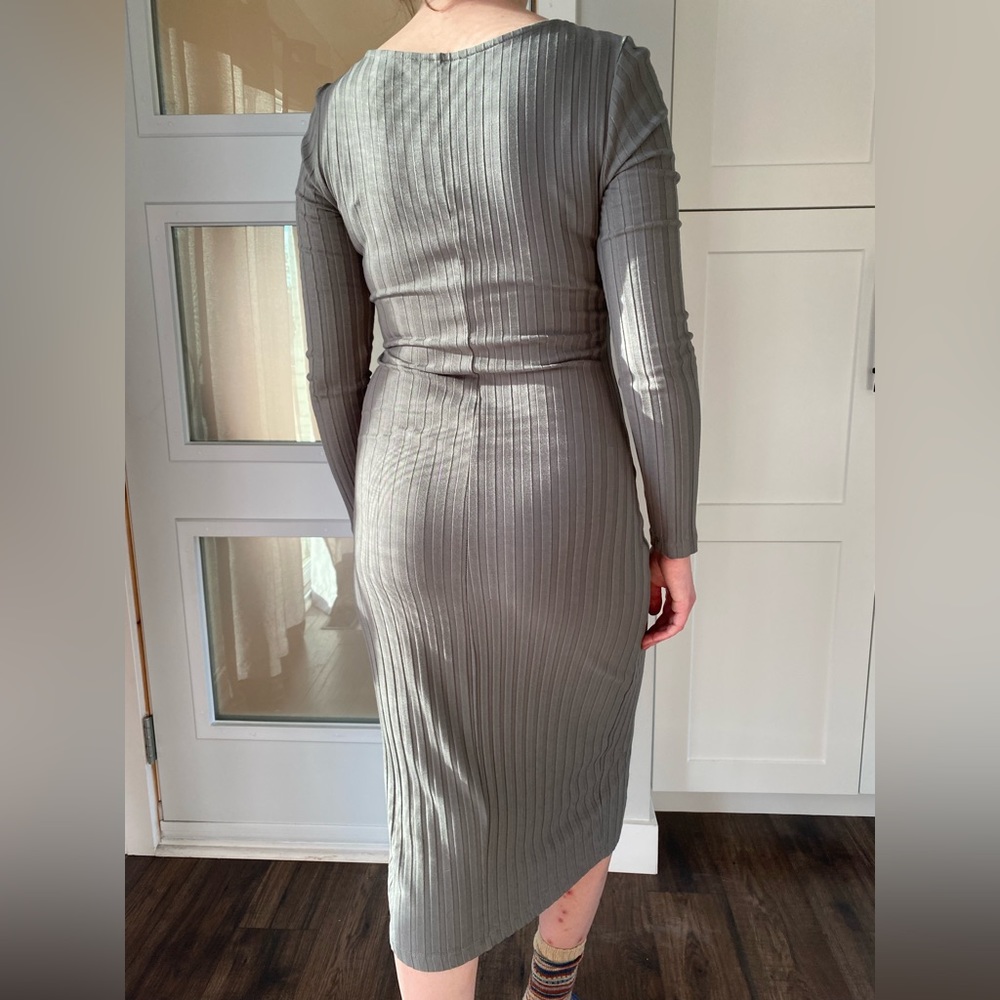 BUNDLE & SAVE! Ribbed sweater dress - Dynamite size medium - Picture 5 of 8